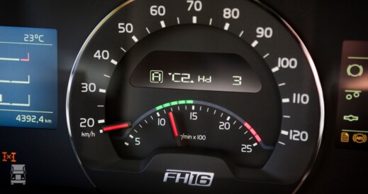 T2016_0083.jpg T2016_0083.jpg