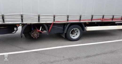 Slowaak2LR.jpg Slowaak2LR.jpg