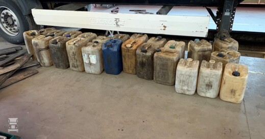 Kanister.jpg Kanister.jpg