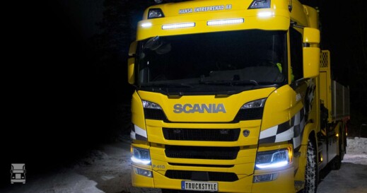 yellow-scania-1400.jpg