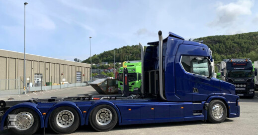 Tuft Customservice Scania T (4) Tuft Customservice Scania T (4)