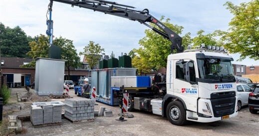 Van_der_Steen_Volvo_FM_met_diepbedoplegger1724242099 (960 x 640) Van_der_Steen_Volvo_FM_met_diepbedoplegger1724242099 (960 x 640)