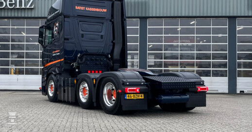 8154fcb4-4f96-47ce-8faa-5fb6c7e3fa5e (002)