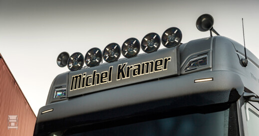 Michel-Kramer_Scania-4-web-pers-2021.jpg Michel-Kramer_Scania-4-web-pers-2021.jpg