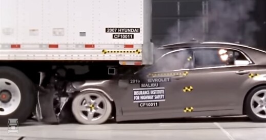 Crash2 (960 x 626) Crash2 (960 x 626)