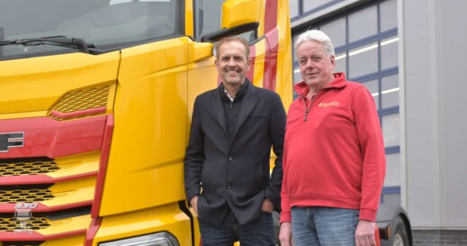 Links Klaas Elema, met Klaas Greving