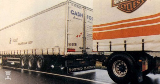 2000_RoadTrain3-1400.jpg 2000_RoadTrain3-1400.jpg