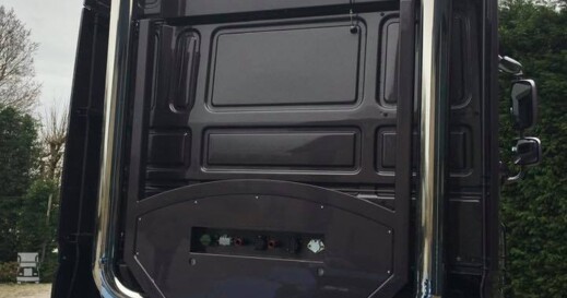 Salari2.jpg Salari2.jpg