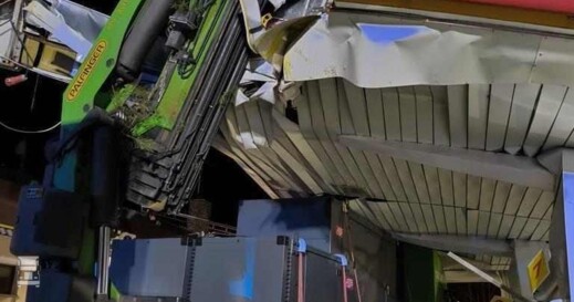 hds_uderzyl_w_stacje_1