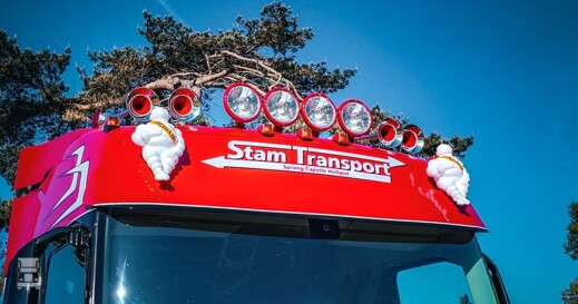 Volvo VT5 bonneted FH (10) Volvo VT5 bonneted FH (10)