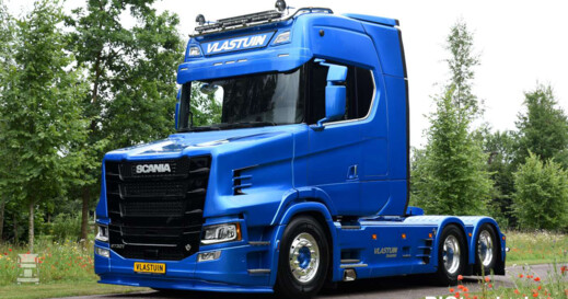 Scania_S730T_1_BIGtruck.jpg
