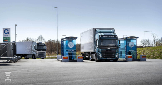 Volvo LNG (4) Volvo LNG (4)