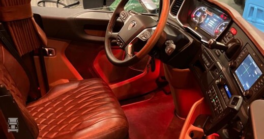 Special interior (1)