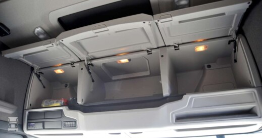 Scania 560R (14)-1400 Scania 560R (14)-1400