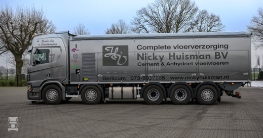 Nicky-Huisman_Scania-3-web-pers-2024 (960 x 640)