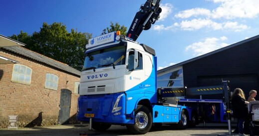 Vonhof Volvo FH (2)-1400 Vonhof Volvo FH (2)-1400