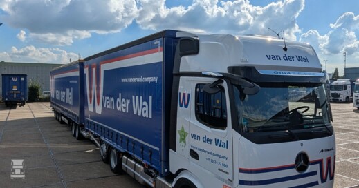 Van der Wal Actros 2025 - LZV - linksvoor 2.jpg
