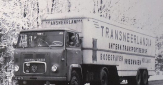 Scania_LB76-Transneerlandia.jpg