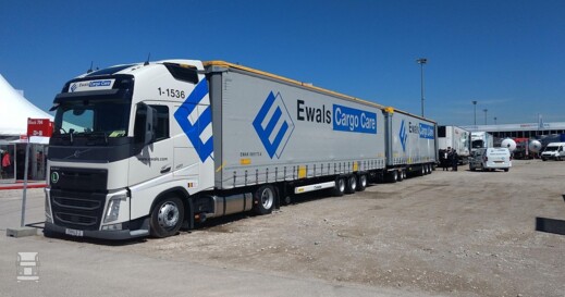 Ewals-double-trailerLR.jpg