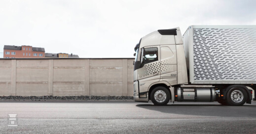 Volvo LNG (2) Volvo LNG (2)