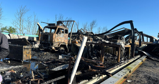 c493ebdf-ecc2-4c1f-8e06-4daa7663c437 (002)