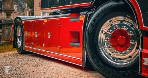 Volvo VT5 bonneted FH (4) Volvo VT5 bonneted FH (4)