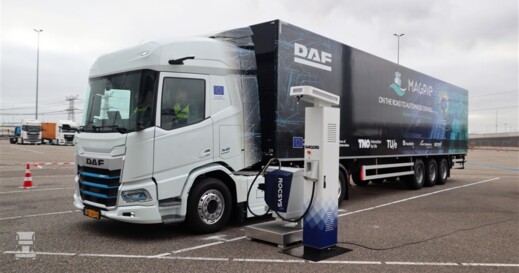 MAGPIE1 (960 x 640) MAGPIE1 (960 x 640)