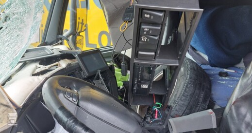 Wiel door de voorruit (1)