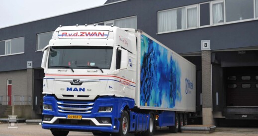 vdzwan2_1-1400.jpg vdzwan2_1-1400.jpg