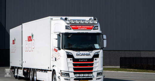 Holland Outdoor Scania
