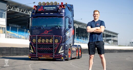 Zwanenburg-naast-truck (960 x 640)