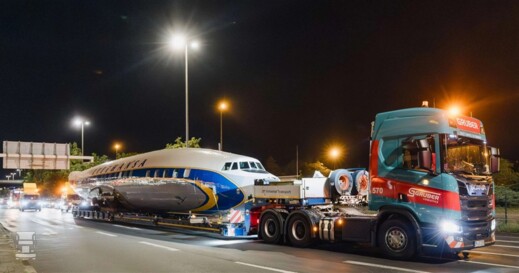 BIGtruck Lockheed op transport (960 x 493)