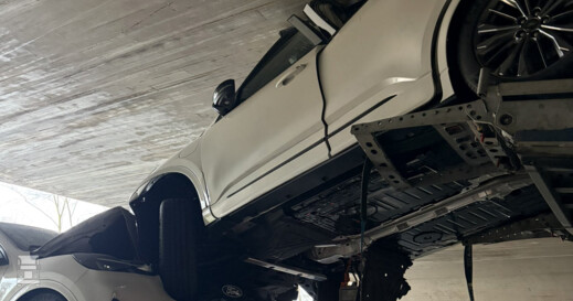 BIGtruck viaduct te laag BIGtruck viaduct te laag