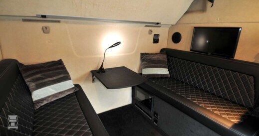 loos_21-1400.jpg loos_21-1400.jpg