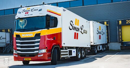 Honderdste-Scania-voor-Simon-Loos-2.jpg
