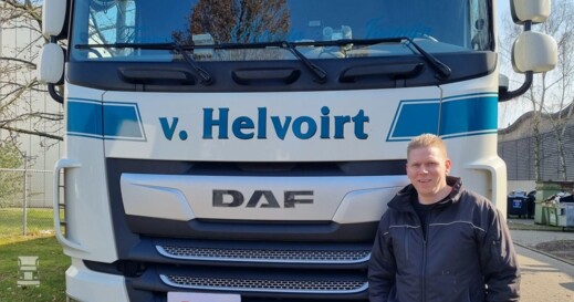 Nicky13.jpg Nicky13.jpg