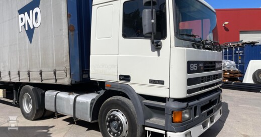 DAF 95 wit
