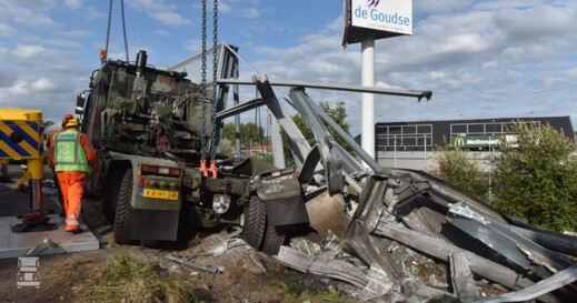 DAF Leopard crash (4)