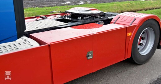 Wind Iveco S-Way (5)-1400 Wind Iveco S-Way (5)-1400