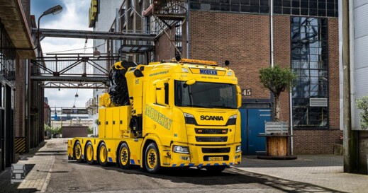 Modern_Scania-2-pers-2024 (960 x 640)