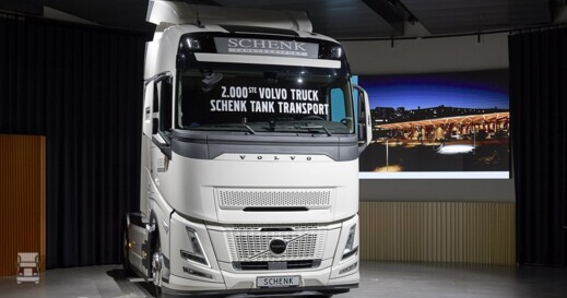 1-2000e-volvo-truck-voor-schenk-tanktransport (960 x 640)