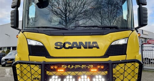 Spierings2 (720 x 960) Spierings2 (720 x 960)