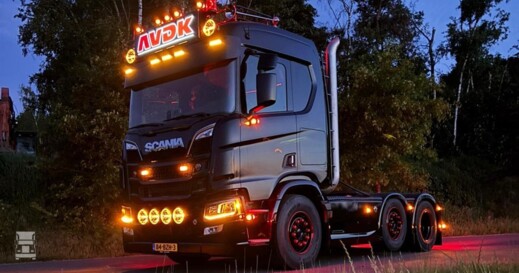 AVDK1 (960 x 663) AVDK1 (960 x 663)