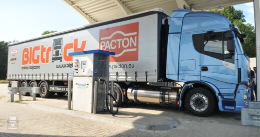 Iveco_NP_4001.jpg Iveco_NP_4001.jpg