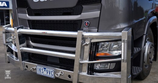 Scania_bullbar.jpg Scania_bullbar.jpg