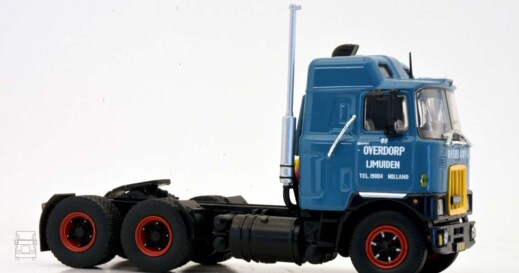 MACK_02_HR-1400.jpg MACK_02_HR-1400.jpg