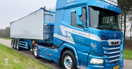 Stas kipper Aart van Looyengoed Stas kipper Aart van Looyengoed