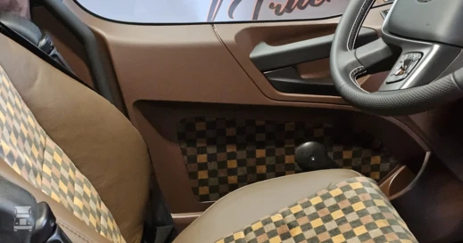 BIGtruck Retro Actros (8) BIGtruck Retro Actros (8)