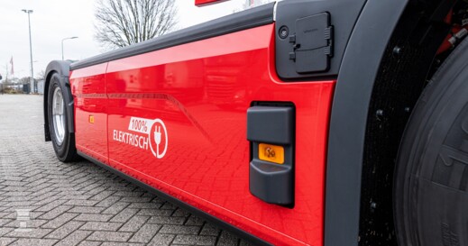 150ste Volvo-truck voor Aloys Roemaat Transport is FM Electric (3)