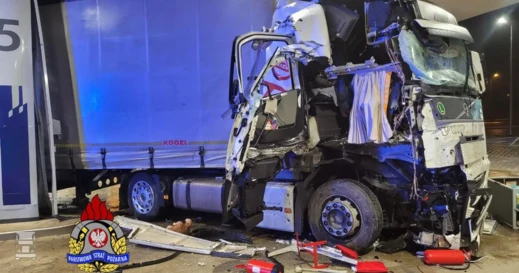 BIGtruck Truck crash (1)